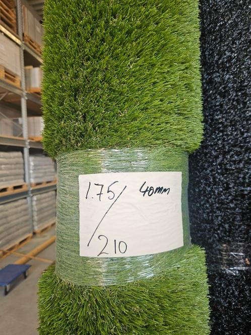 Kunstgras coupon 40mm poolhoogte 1.75 x 2.10 nu voor €35,-, Tuin en Terras, Gras en Kunstgras, Nieuw, 20 m² of meer, Ophalen of Verzenden
