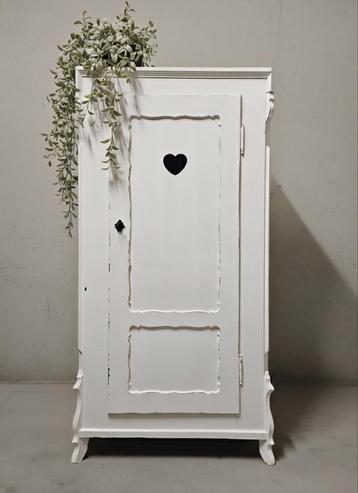 Antieke witte Biedermeier eendeurskast vintage meidenkast beschikbaar voor biedingen