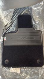 Fiat 500 matten set compleet nieuw origineel, Auto diversen, Automatten, Verzenden, Nieuw