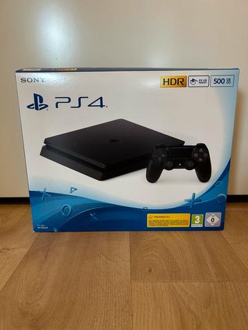 Playstation 4 slim + extra’s beschikbaar voor biedingen