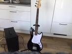 Te koop fender squier basgitaar bijna als nieuw, Fender, Met versterker, Ophalen of Verzenden, Zo goed als nieuw