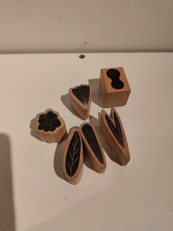 Houten Stempel Set - Bloemen en Bladeren, Hobby en Vrije tijd, Stempelen, Gebruikt, Houten stempel, Ophalen of Verzenden