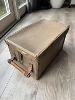Luftwaffe 3,7cm Flak 18 cardboard ammo box 1945, Ophalen of Verzenden, Luchtmacht, Duitsland, Overige typen