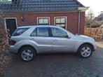 Mercedes-Benz M-Klasse 5.0 Ml500 4MATIC AUT 2006 Grijs, Auto's, Origineel Nederlands, Vierwielaandrijving, Particulier, 3500 kg