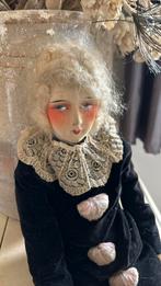 Sofa-doll, pierrot, boudoir, Antiek en Kunst, Antiek | Speelgoed, Ophalen of Verzenden