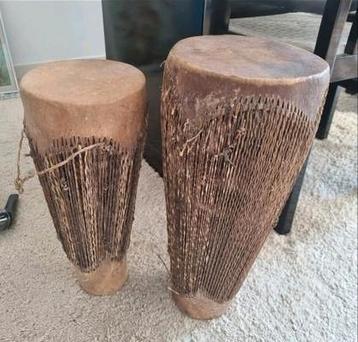 Twee Djembe te koop  beschikbaar voor biedingen