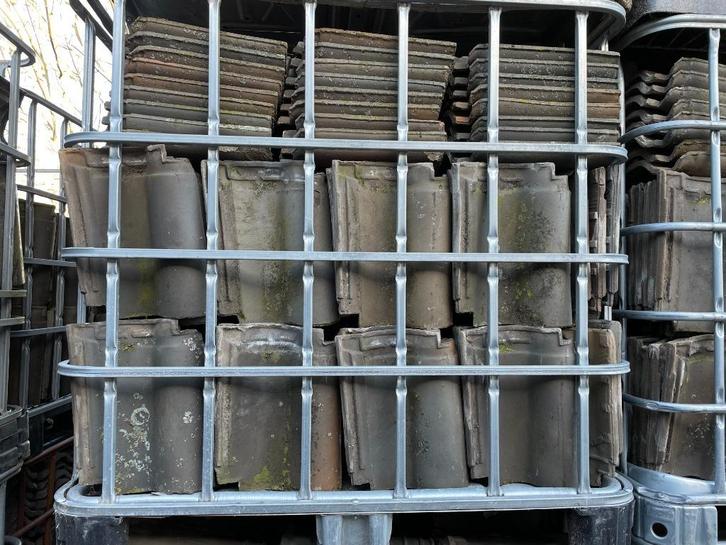 6150 stuks gesmoorde romaanse dakpannen meeuwissen de valk, Tuin en Terras, Tegels en Klinkers, Gebruikt, Overige typen, Overige materialen