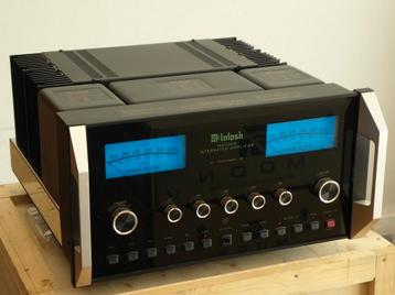 MACINTOSH MA7000  integrated amplifier