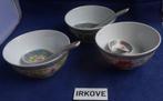 CHINESE KOMMEN MET DE LEPELS * 4 Sets *, Antiek en Kunst, Antiek | Servies los, Verzenden