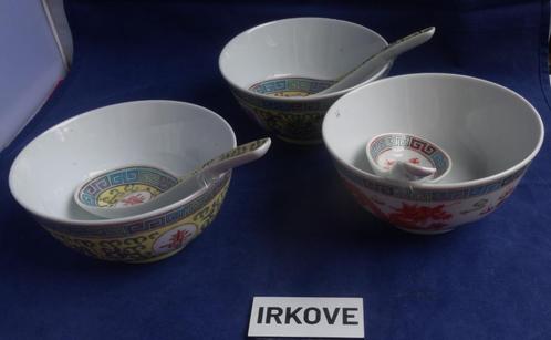 CHINESE KOMMEN MET DE LEPELS * 4 Sets *, Antiek en Kunst, Antiek | Servies los, Verzenden