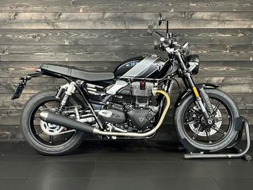 Triumph SPEED TWIN 900 MY25 PHANTOM BLACK (bj 2025) beschikbaar voor biedingen