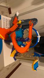 Hotwheels parkeergarage en diverse sets, Ophalen, Zo goed als nieuw, Handmatig, Hot Wheels