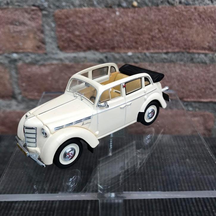 1:43 MOSKVITCH 400, Hobby en Vrije tijd, Modelauto's | 1:43, Zo goed als nieuw, Auto, Overige merken, Ophalen of Verzenden