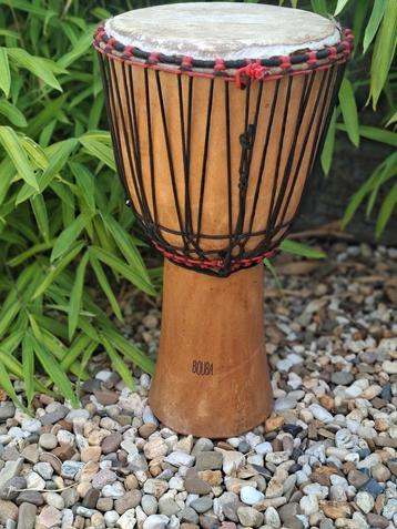 Djembe bouba Guinee beschikbaar voor biedingen