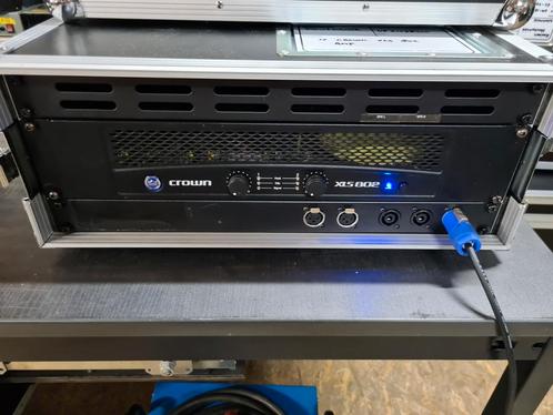 Crown XLS 802 2x800w versterker (ZONDER flightcase), Muziek en Instrumenten, Versterkers | Keyboard, Monitor en PA, Zo goed als nieuw