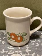 Beker, mok, sinaasappel (040124), Huis en Inrichting, Keuken | Servies, Ophalen of Verzenden, Zo goed als nieuw, Overige stijlen
