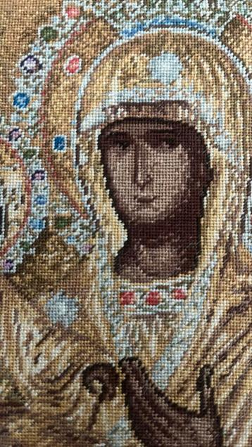 Madonna met kind geborduurd in lijst beschikbaar voor biedingen