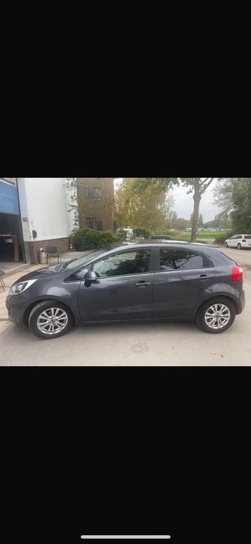 Kia Rio 1.2 I 5DRS 2014 Grijs beschikbaar voor biedingen