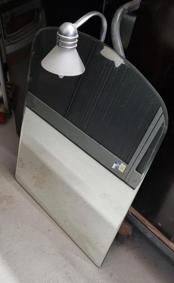 Badkamer spiegel beschikbaar voor biedingen