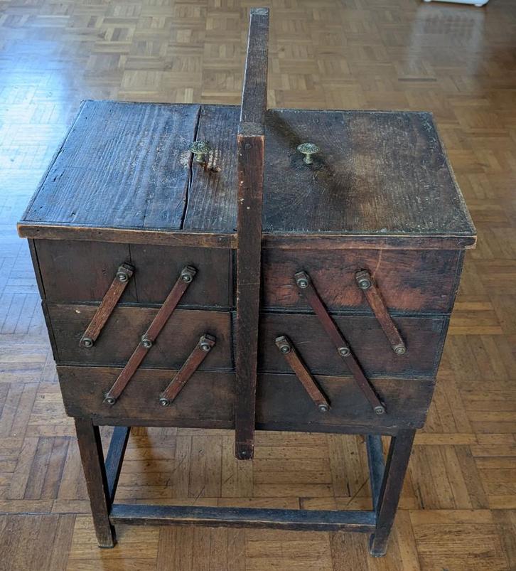 Vintage naaikistje, Antiek en Kunst, Curiosa en Brocante, Ophalen