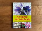 Het hippe sieradenboek - Marjolein Wierda - sieraden maken, Ophalen of Verzenden, Zo goed als nieuw