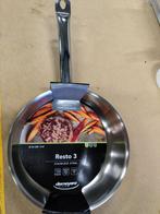 Demeyere Resto 3 Koekenpan 24 cm met schade aan onderkant, Info@mystore.nl, Verzenden, Bruggestraat 18, Zo goed als nieuw