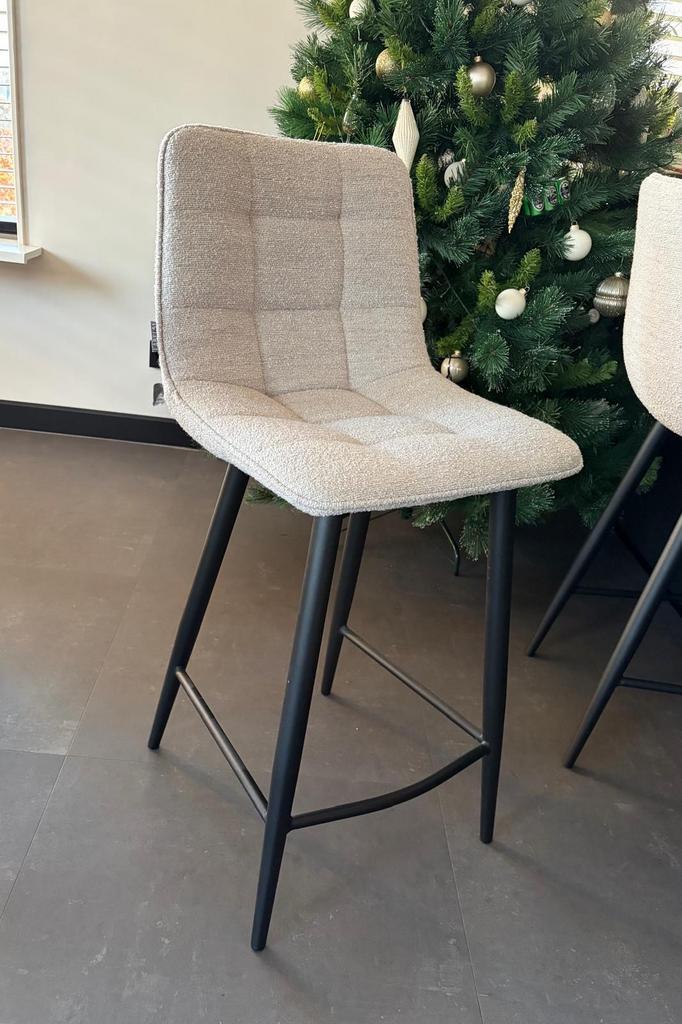 Kruk met leuning - zithoogte 65cm, Huis en Inrichting, Barkrukken, Gebruikt, 60 tot 90 cm, Hout, 1 kruk, Ophalen