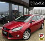 Ford Focus Wagon 1.6 EcoBoost Titanium 182PK | Trekhaak | St, Auto's, Gebruikt, 4 cilinders, Stoelverwarming, Origineel Nederlands