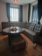 Luxe Wicker Tuinset met Ronde Tafel en Hocker, Meer dan 8 zitplaatsen, Zo goed als nieuw, Loungeset, Wicker