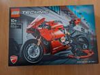 LEGO Technic 42107 Ducati Panigale V4 R *sealed, retired*, Ophalen of Verzenden, Nieuw, Complete set, Lego