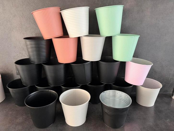 Bloempotjes 21 stuks, Tuin en Terras, Bloempotten, Nieuw, Metaal, Minder dan 40 cm, Minder dan 25 cm, Rond, Ophalen of Verzenden