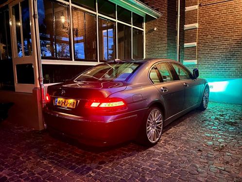 BMW 7-Serie 4.0 I 740 AUT 2005 Grijs;; 20 INCH;, Auto's, BMW, Particulier, 7-Serie, ABS, Achteruitrijcamera, Adaptieve lichten