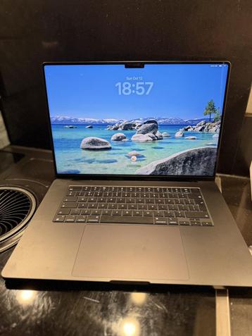 A3402,  MBP 16, M4 Pro, 48GB/512GB, spaceblack beschikbaar voor biedingen