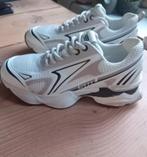 Sneakers Steve Madden zeer nette staat, maat 40, Kleding | Dames, Schoenen, Ophalen, Nieuw, Sneakers of Gympen