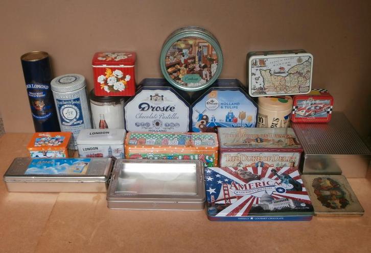 18 Vintage blik partij verzameling diverse blikje collectie, Verzamelen, Blikken, Gebruikt, Koek(jes), Ophalen of Verzenden