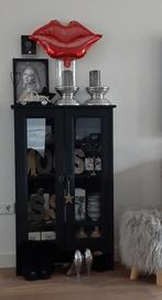 Vitrinekast zwart, Zo goed als nieuw, 150 tot 200 cm, 25 tot 50 cm, 50 tot 100 cm