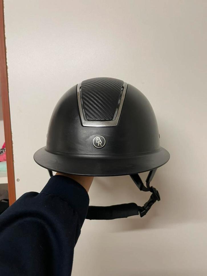 BR cap zo goed als nieuw, Dieren en Toebehoren, Paardrijkleding, Zo goed als nieuw, Cap, Dressuur, Ophalen of Verzenden