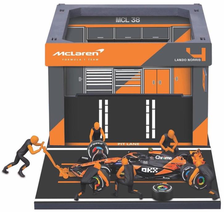Bburago McLaren MCL38 Norris Pit Stop set / 1:43 / NIEUW, Hobby en Vrije tijd, Modelauto's | 1:43, Nieuw, Auto, Overige merken