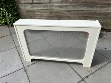 Radiator voorzet kast / bekleding GRATIS beschikbaar voor biedingen