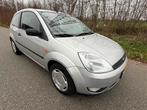 Ford Fiësta 1.6 16V 3DR AUT 2005 Grijs, 1596 cc, 40 €/maand, 4 cilinders, Metallic lak