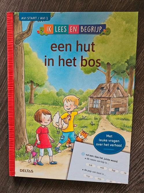 Een hut in het bos (AVI START / AVI 1), Boeken, Kinderboeken | Jeugd | onder 10 jaar, Zo goed als nieuw, Ophalen