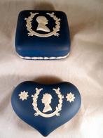 Queen Elizabeth and Prince Philip, Wedgwood 2 x, Ophalen of Verzenden, Zo goed als nieuw, Buitenland, Servies