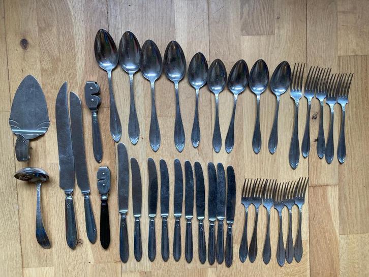 Gero Zilmeta bestek visgraat patroon 36 stuks, Antiek en Kunst, Antiek | Bestek, Ophalen of Verzenden