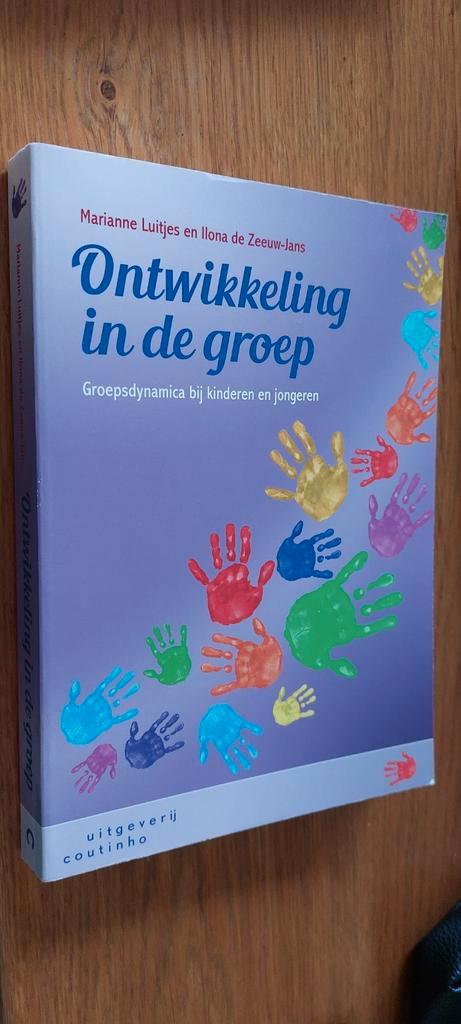 Ilona de Zeeuw-Jans - Ontwikkeling in de groep, Boeken, Wetenschap, Zo goed als nieuw, Sociale wetenschap, Ophalen