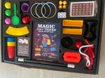 Goocheldoos met 150+ trucs Magic Tricks, Ophalen of Verzenden, Zo goed als nieuw, Knutselen