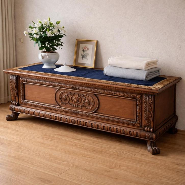 Antiek Houten Dekenkist – Handgesneden, Zeer Decoratief, Antiek en Kunst, Antiek | Meubels | Kasten, Ophalen of Verzenden