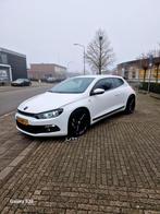 Volkswagen Scirocco 1.4 TSI 118KW DSG 2009 Wit, Auto's, Volkswagen, 65 €/maand, 4 cilinders, Wit, Particulier