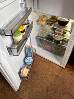 AEG RTB91431AW Koelkast, 100 tot 150 liter, Zo goed als nieuw, 45 tot 60 cm, Met vriesvak