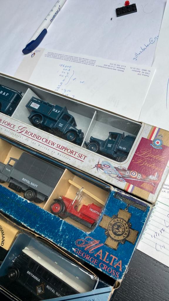 Lledo /days gone, Hobby en Vrije tijd, Modelauto's | 1:43, Zo goed als nieuw, Bus of Vrachtwagen, Overige merken, Ophalen of Verzenden