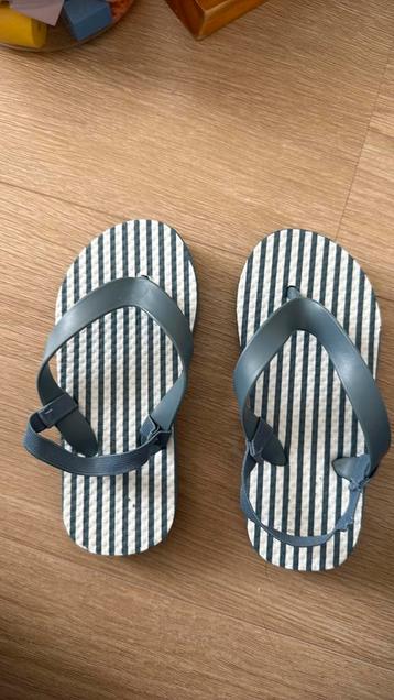 Gratis slippers kind maat 9/10 beschikbaar voor biedingen